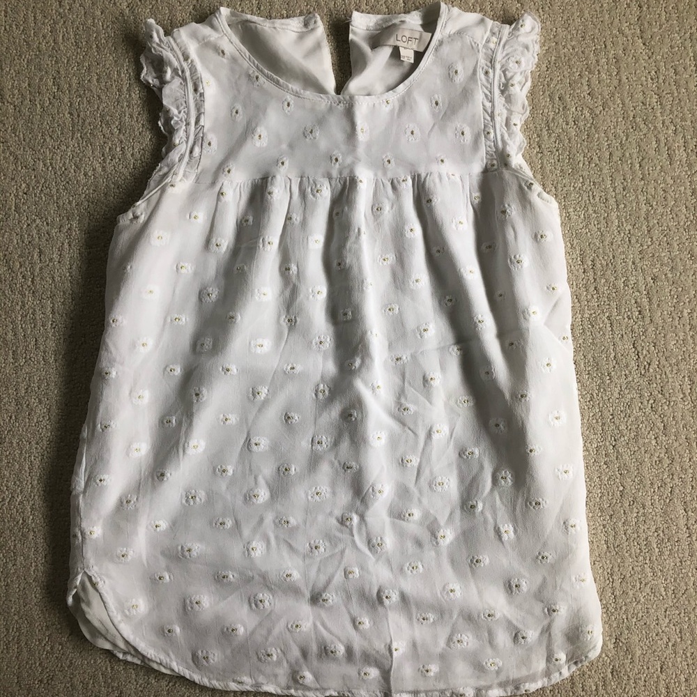 white top with flowers